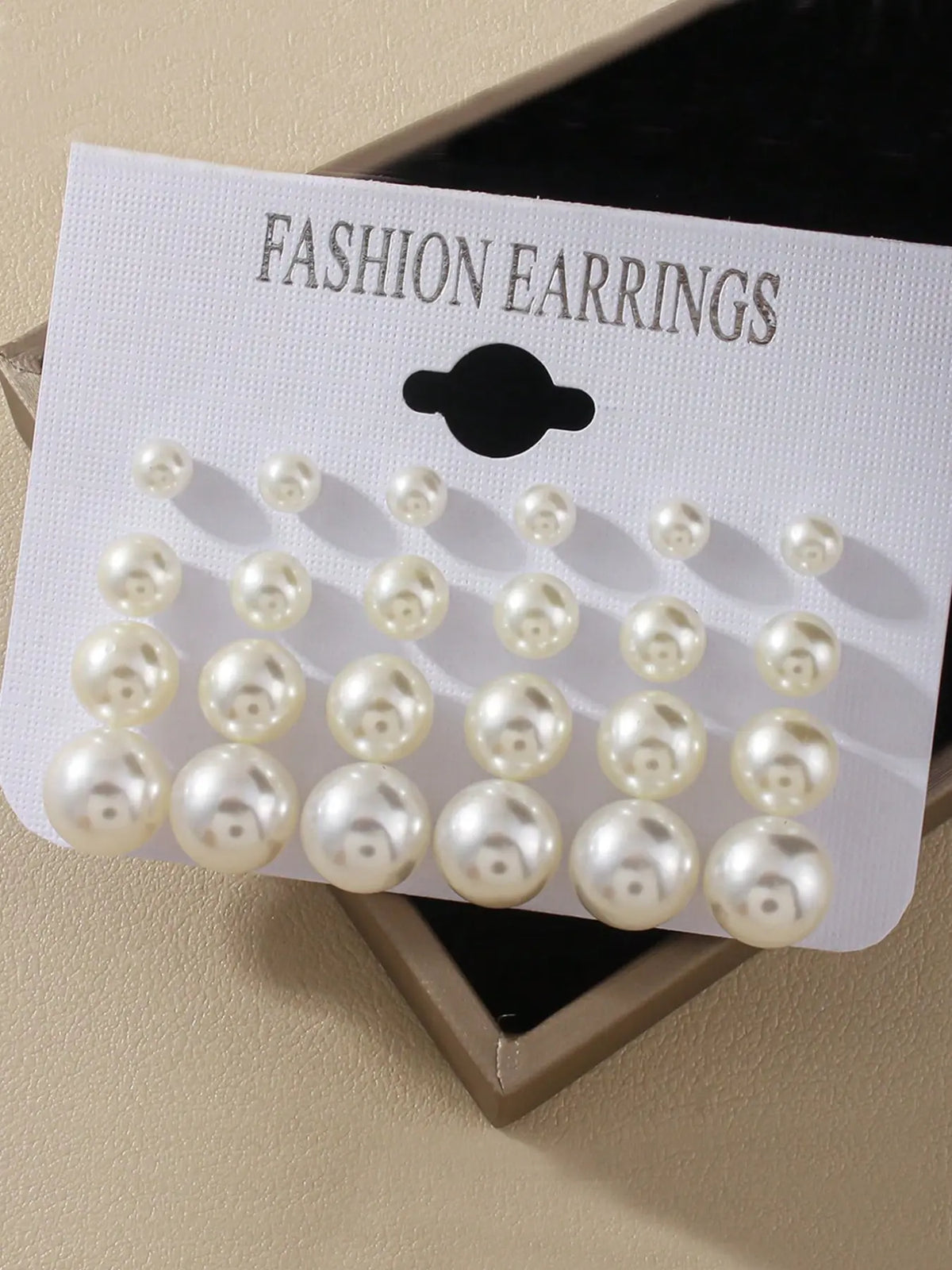 12 Pairs Classic Faux Pearl Stud Earrings Set for Women, Stud Earring Pack, Earrings Studs, Assorted 6mm-12mm Round Pearl Earrings, Minimalist Elegant Jewelry Collection, Timeless Everyday Earrings for Work, Party, Wedding, Vacation, Gift