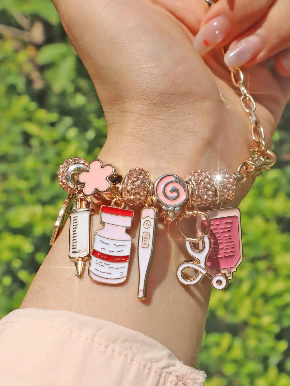 Nurse Hat DIY Charm Bracelet, Medicine Bottle Pendant Charm Bracelet, Nurse Stethoscope DIY Bracelet, Cosplay Bracelet, Adjustable Charm Bracelet, Jewelry Bracelet, Bracelet With Charms