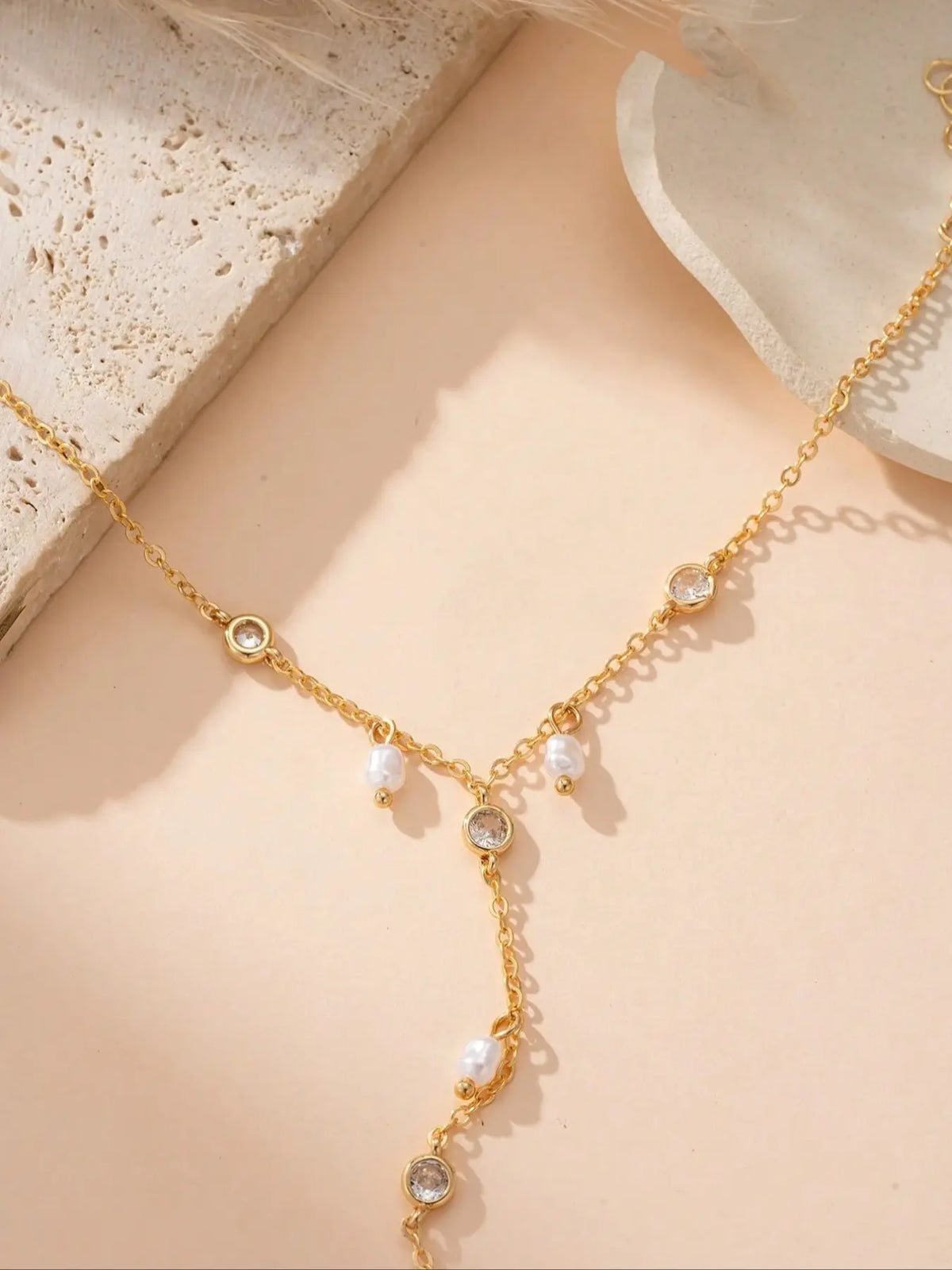 Elegant Pearl Zircon Linked Jewelry Bracelets for Women, Perfect for Daily Wear, Parties, Dinners, Ideal Gift, Casual Style, All Seasons