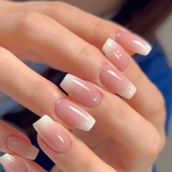 24Pcs Nail Press ons, Medium Press On Nails Almond Nude Pink Fake Nails with Cat's Eye Glossy High-end Design, Acrylic Artificial False Stick On Nails for Women Girls