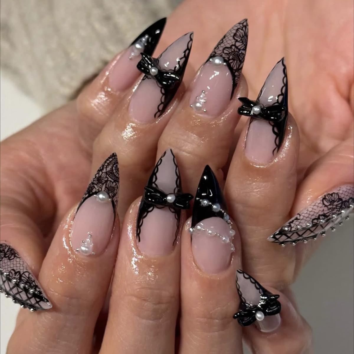 Press on Nails - Short Almond, Cute Polka Dot