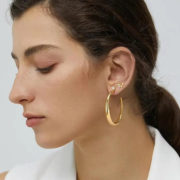 Women's 14K Gold Plated Chunky Hoop Earrings - Native Bold Statement Minimalist, Lightweight Gold Jewelry, Hypoallergenic Fit, Adults' Versatile Daily Accessory to Reach Accessory Goals