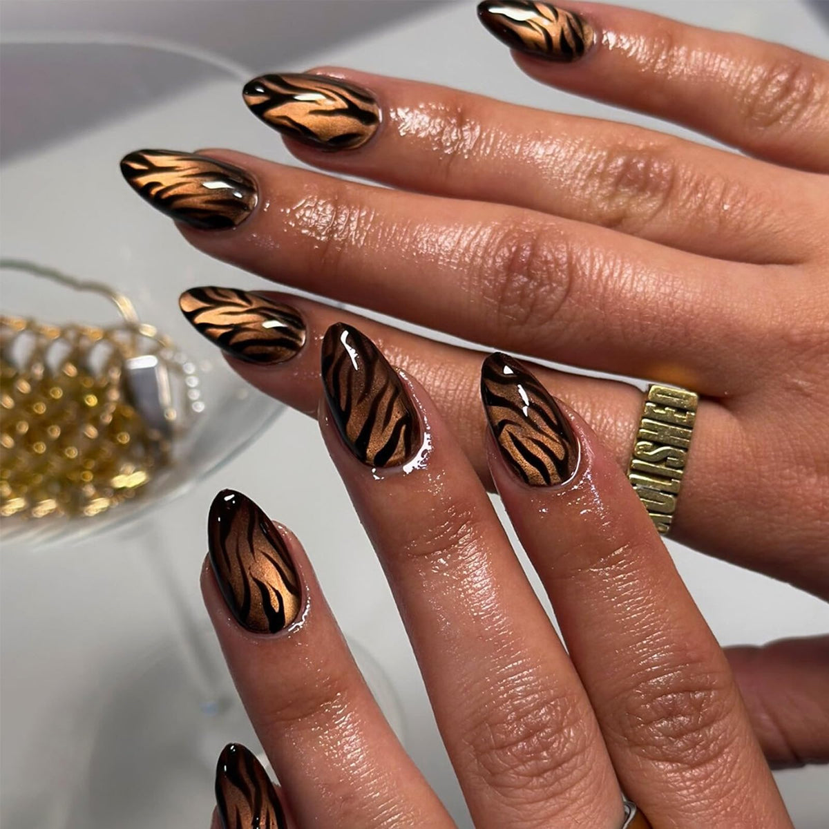 Dark Brown Tortoise Shell Press On Nails, Short Oval Fake Nails 24Pcs