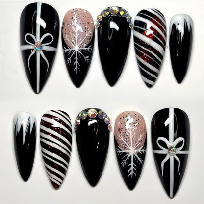 24Pcs Fall Press on Nails Short Square Fake Nails with Plaid Design Matte Khaki Artificial Nails Reusable Acrylic Nail Full Cover for Women and Girls Nail Decorations