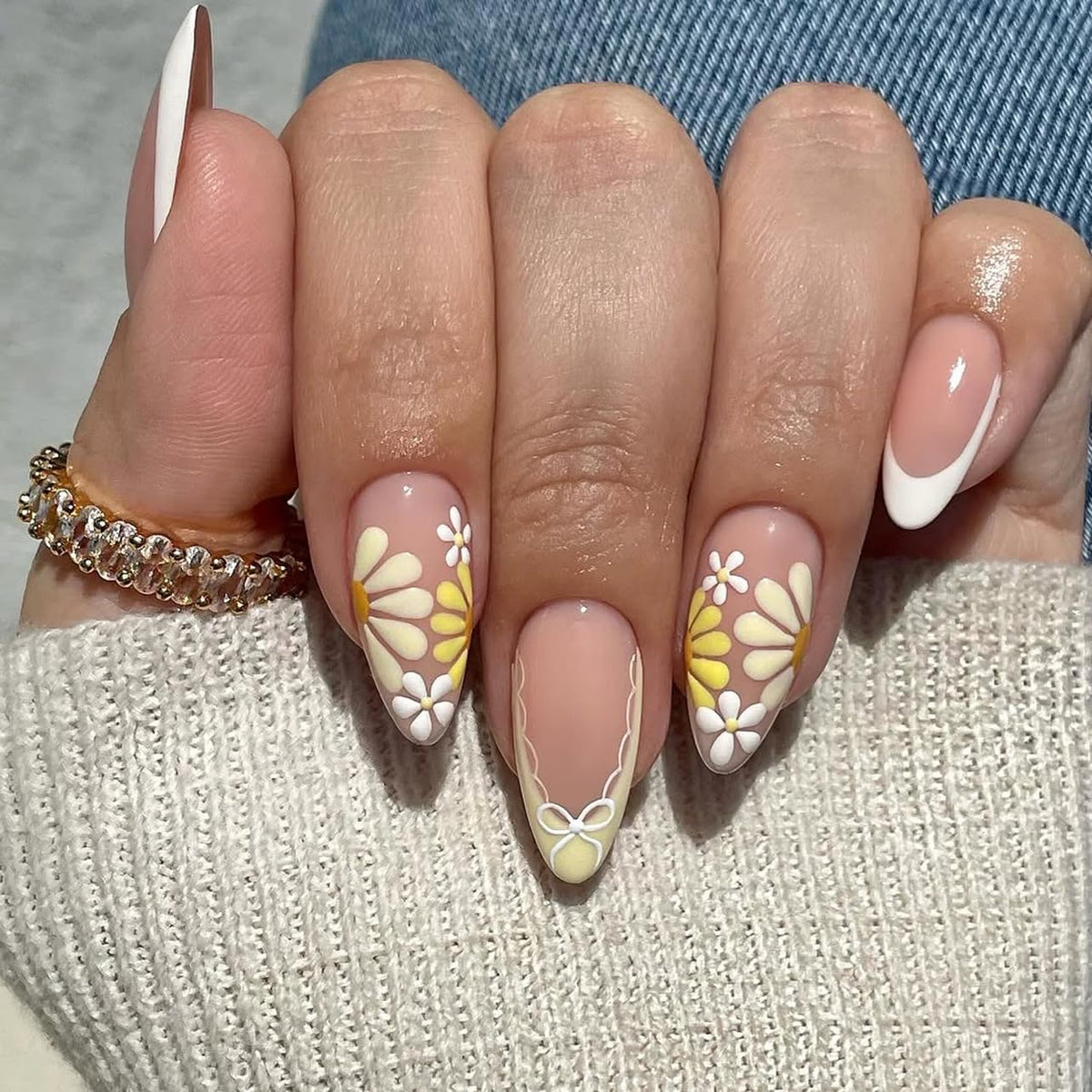 Spring Fake Acrylic Press On Nails – Starry Sky Designer False Nails Medium Almond, Salon Quality, Glossy Reusable Stick-On Nails for Weddings, Outdoor Picnics & Parties | Gift for Women