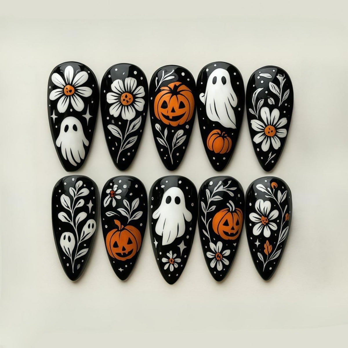 24Pcs Fall Press on Nails Short Square Fake Nails with Plaid Design Matte Khaki Artificial Nails Reusable Acrylic Nail Full Cover for Women and Girls Nail Decorations