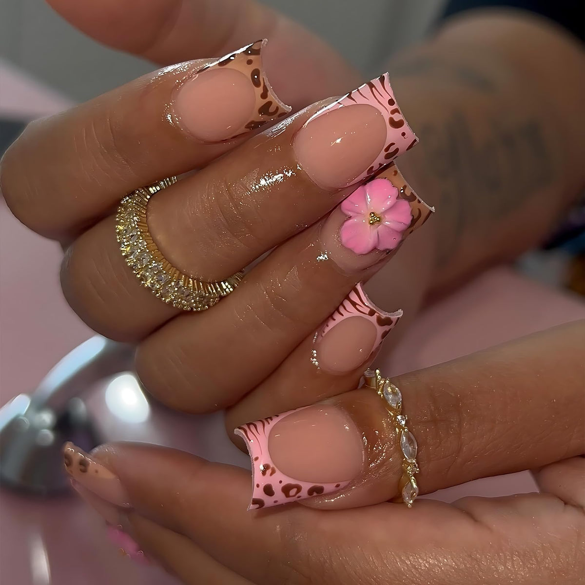 Almond Press On Nails Gold 3d Gold Glitter Ombre Design Date Night Nails For Women