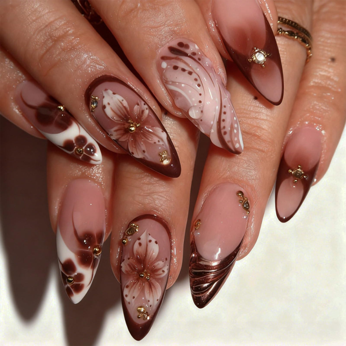 Medium Almond Press on Nails Brown Leopard