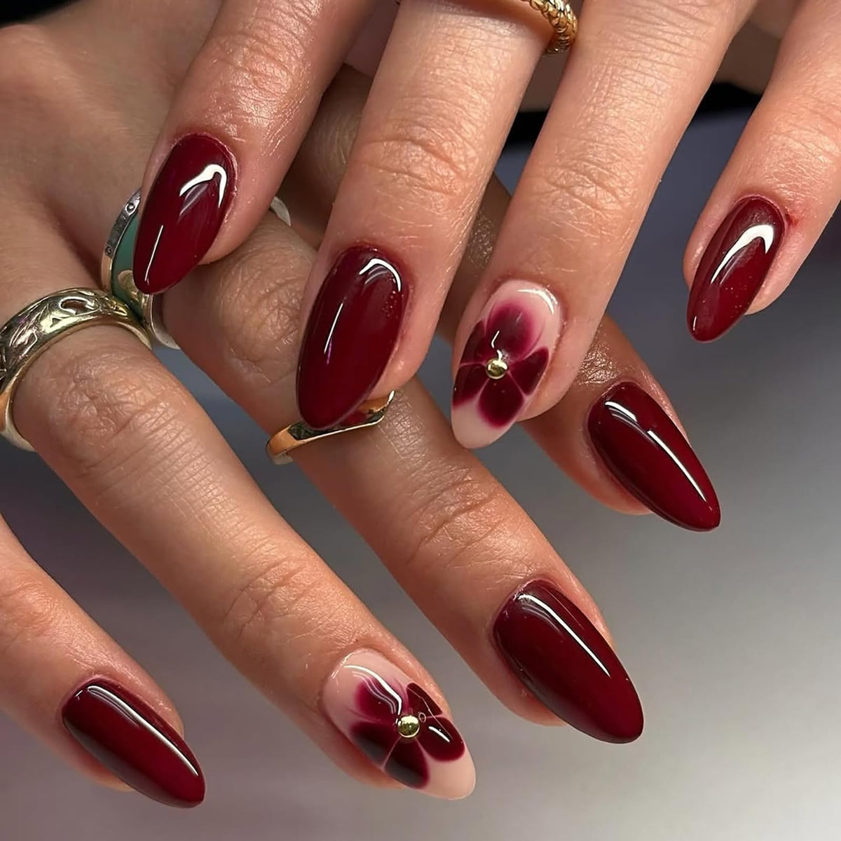 24Pcs Medium Almond Press on Nails French Tip Fake Nails with Brown Leopard Gold Line Design Glossy Reusable False Nail Artificial Acrylic Nails Press ons Holiday Stick on Nails for Women DIY Manicure