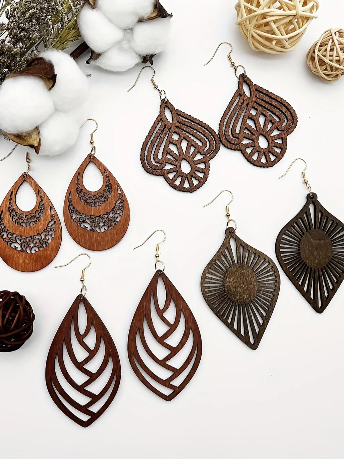 Boho Style Hollow Out Leaf & Water Drop Design Dangle Earrings, Bohemian Earrings, Fashion Jewelry for Party, Daily Clothing Decor, Trendy All-match & Exquisite Jewelry for Birthday Gift, Trendy Fashionable Accessories