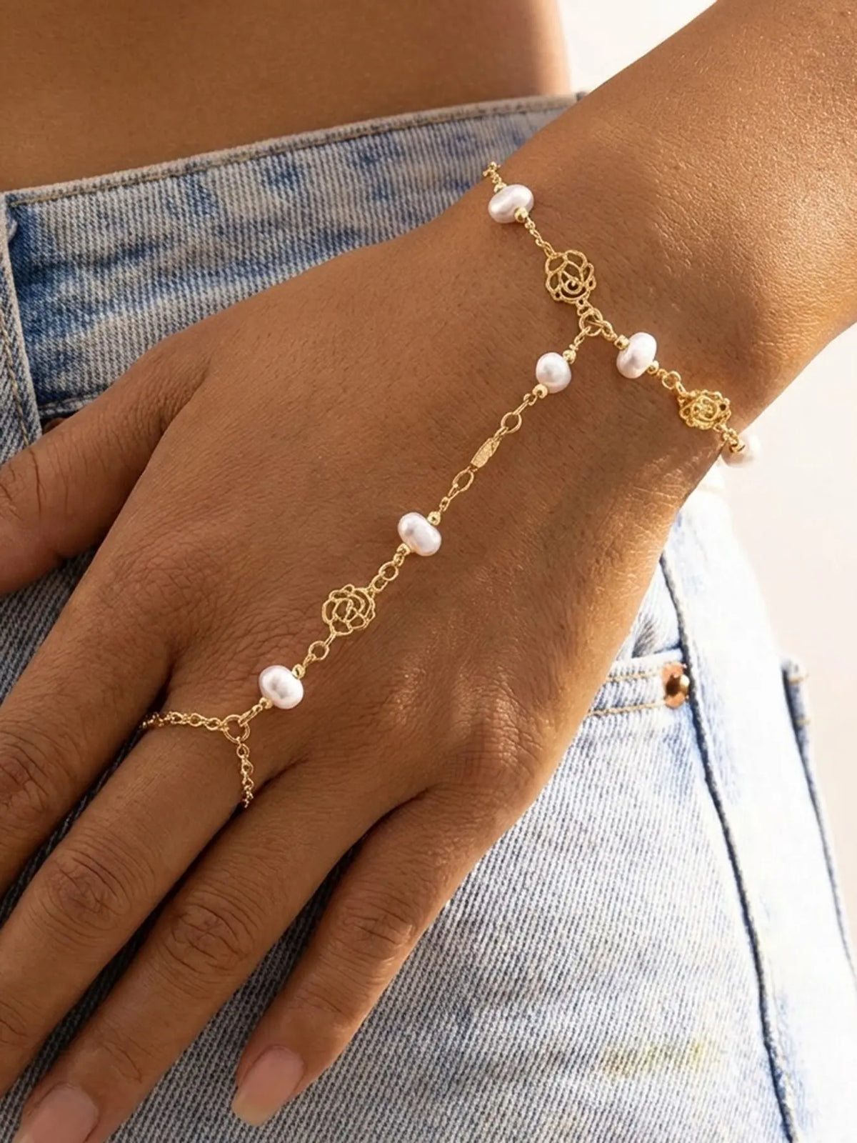 Elegant Pearl Zircon Linked Jewelry Bracelets for Women, Perfect for Daily Wear, Parties, Dinners, Ideal Gift, Casual Style, All Seasons