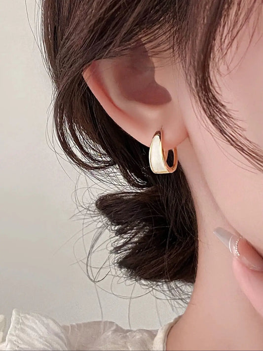 Elegant Geometric Fashion Earrings for Women, Small Size, Perfect for Parties & Daily Wear, Simple Luxury Design, Minimalist Hoop Earrings, Fashionable Jewelry Accessories, Ear Hoops