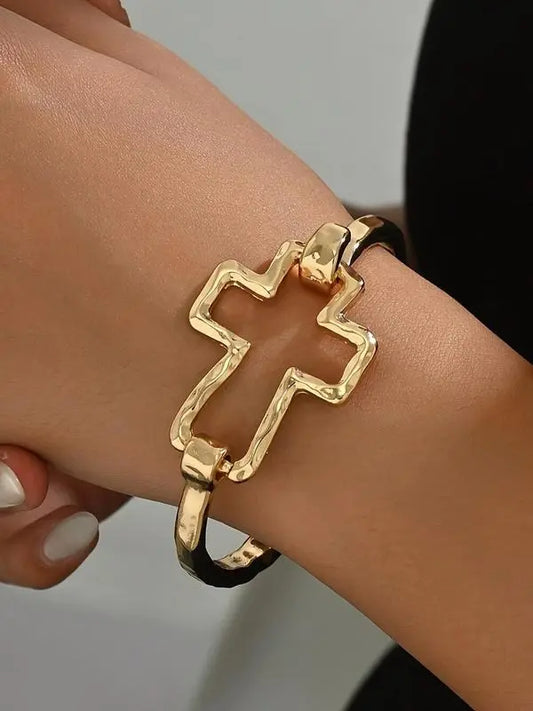 Women's Exquisite Cross Motif Charms Bracelet - Casual Trendy Jewelry, Gifts for Women, Daily & Party Accessories, Birthday Gift-Ready Bangles