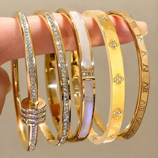 5PCS Waterproof Titanium Steel Bracelet Set for Women, Rhinestone Stackable Bracelets, Fashion Jewelry, Minimalist Elegant Wrist Bracelets for Everyday Wear